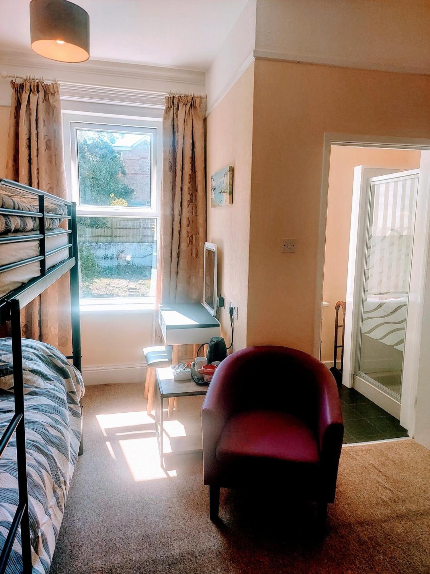 بورنماوث Lea Hurst B & B المظهر الخارجي الصورة